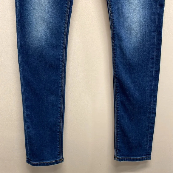 Express Jeans Mid Rise Supersoft Legging 2 - Picture 3 of 15